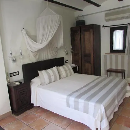 Rosa De Oro Hotell 3*